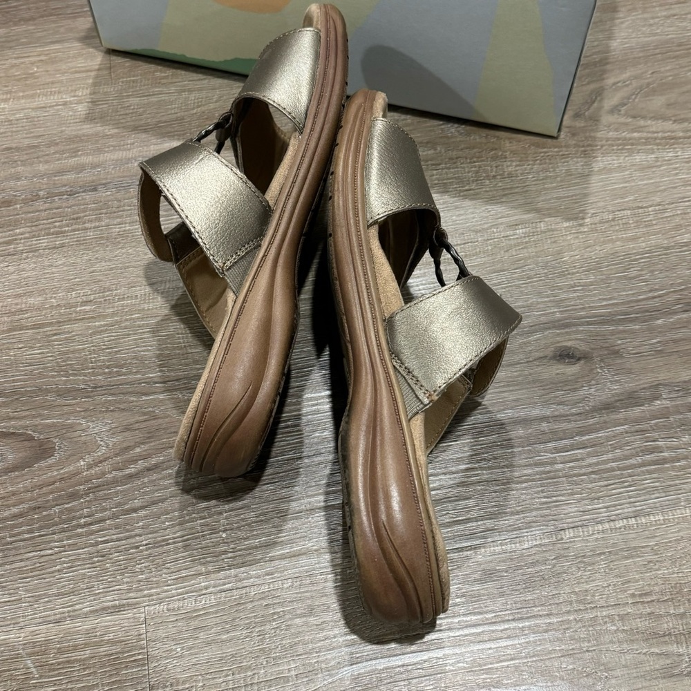 Earth Origins Strappy Platform Sandals Bronze Gold Leather Size 9 Comfort Arch - Picture 3 of 10